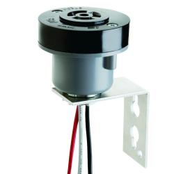 Intermatic Locking Type Receptacle 3-Pin C136.10 Compliant with Pole Mounting Bracket  K122