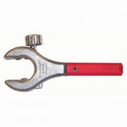 Wheeler 4590 Self-Feeding Ratchet Cutter with Metal Handle 5/8in OD